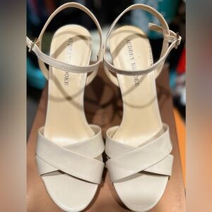 NEW Patent Leather Heels with Cross-Strap Design